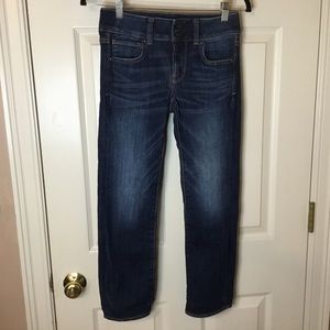American Eagle Outfitters Artist Crop Jeans - Size 2